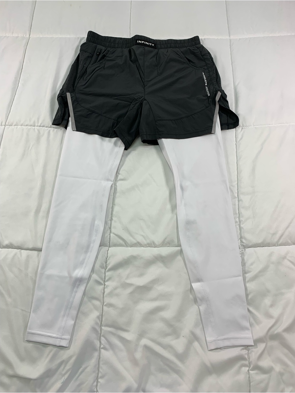 New ALPHALETE  Men's Infinity 2-In-1 Speed Short 5.5” size M